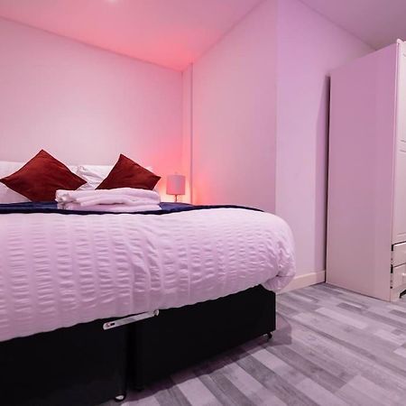 1 Bedroom-Sofabed-Worktable-4-Wifi-Parking Londres Exterior foto