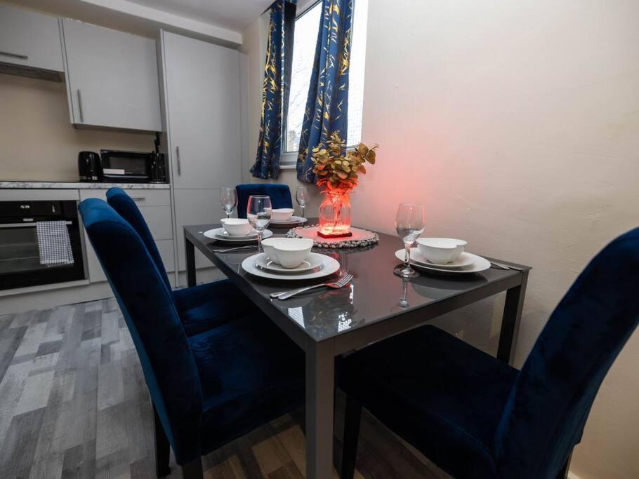 1 Bedroom-Sofabed-Worktable-4-Wifi-Parking Londres Exterior foto